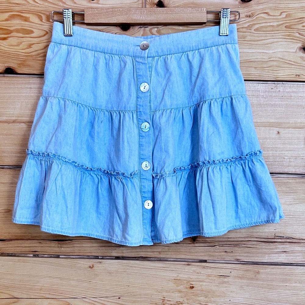 Cotton On Light Wash Denim Tiered Mini Skirt Vintage Y2K Mother of Pearl Buttons